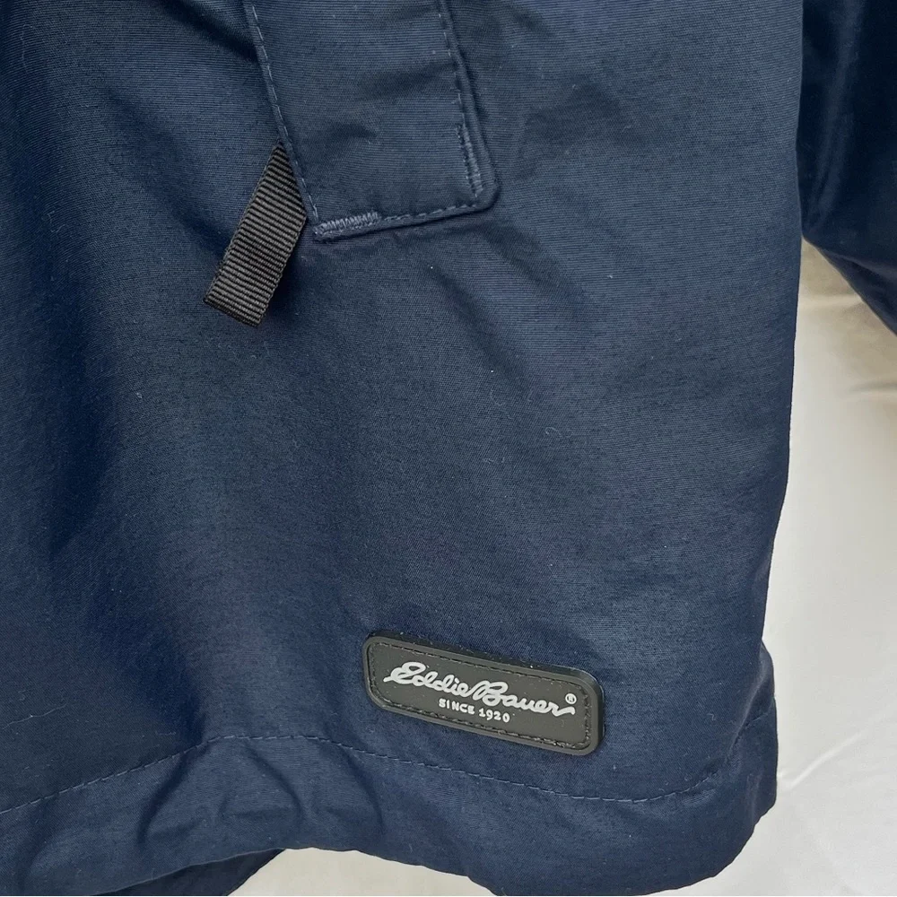 Eddie Bauer windbreaker - Picture 3 of 4